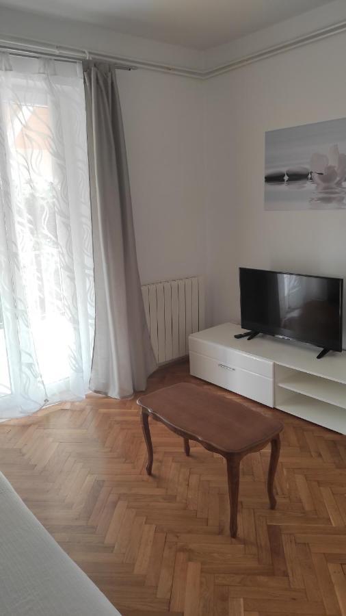 Appartamento App Karmen With Free Parkig Porec Esterno foto