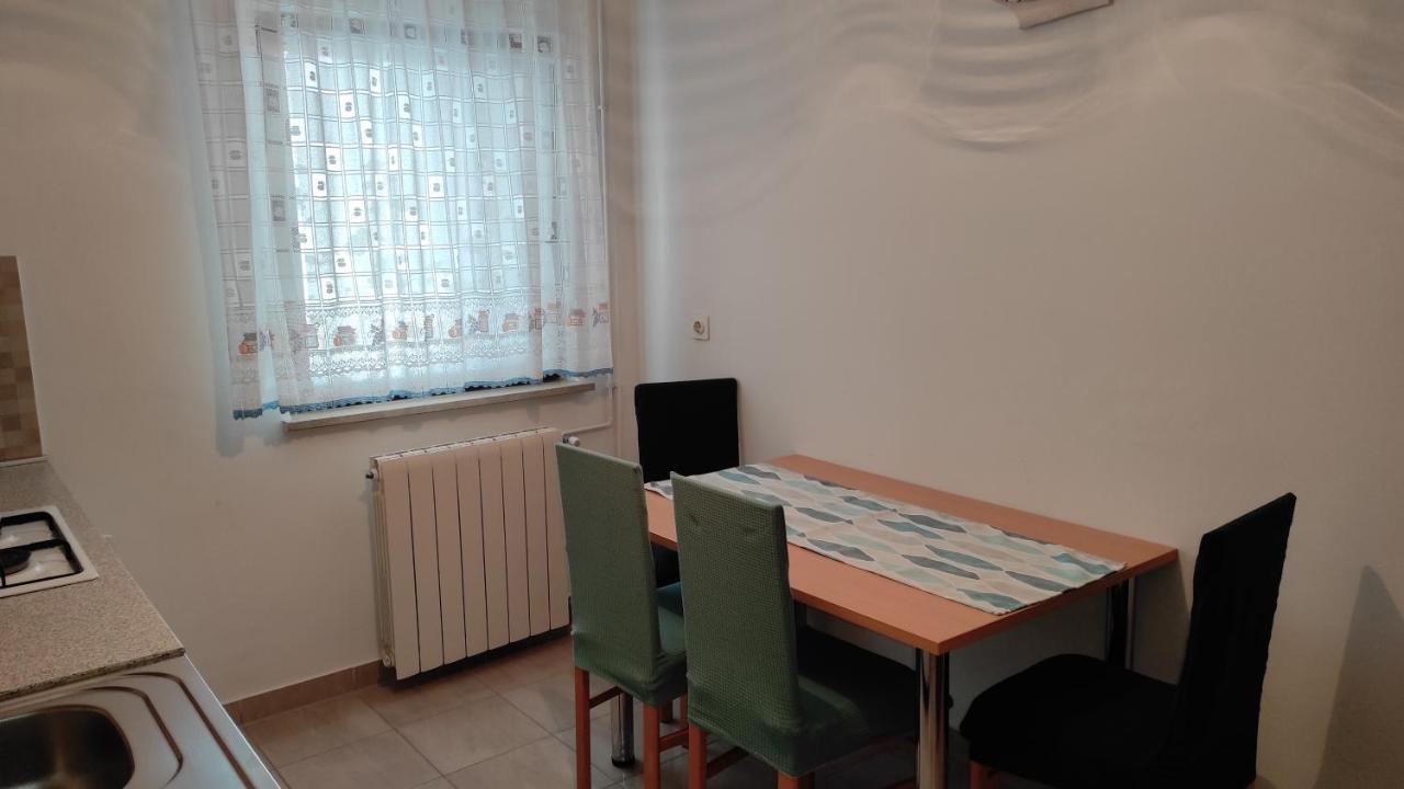 Appartamento App Karmen With Free Parkig Porec Esterno foto