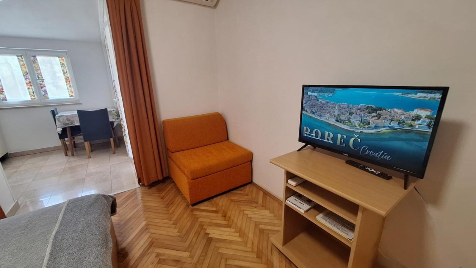 Appartamento App Karmen With Free Parkig Porec Esterno foto