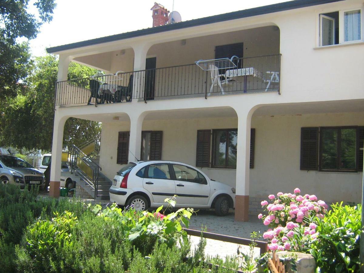 Appartamento App Karmen With Free Parkig Porec Esterno foto